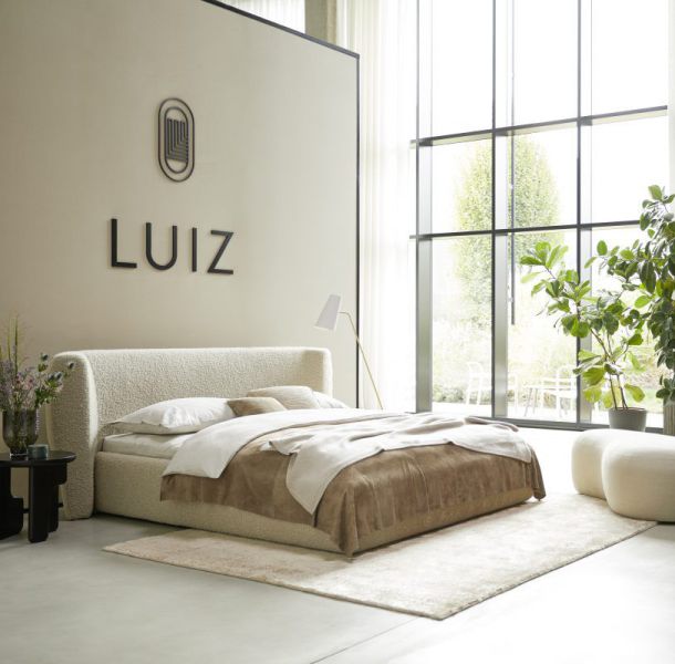 LUIZ_Showroom_36450-1200x800 LUIZ_Showroom_36450-1200x800